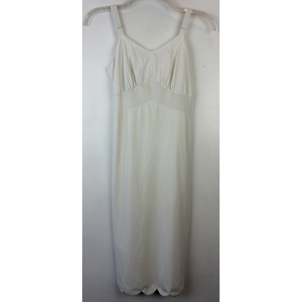 Vintage 60s Slip Dress XS Scalloped Union Made Nylon Ivory Full Junior 11 Read